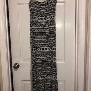 Black and white maxi skirt